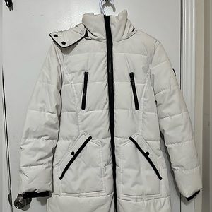 White Winter Coat (GUESS)